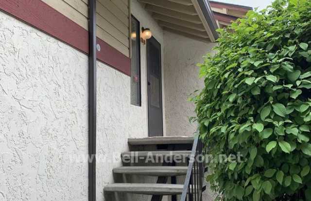 1808 Maple Lane Gallery 3