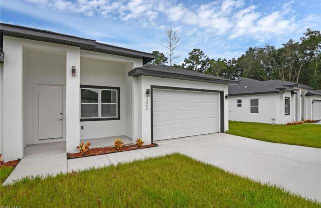 205 Australian Dr Gallery 2