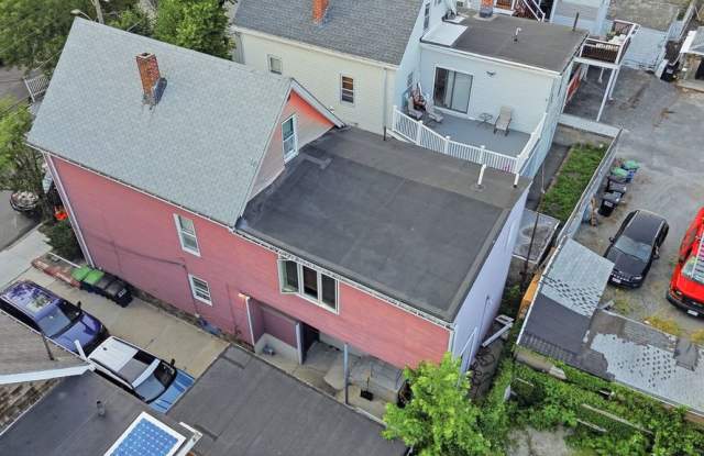 13 Knowlton St Gallery 3