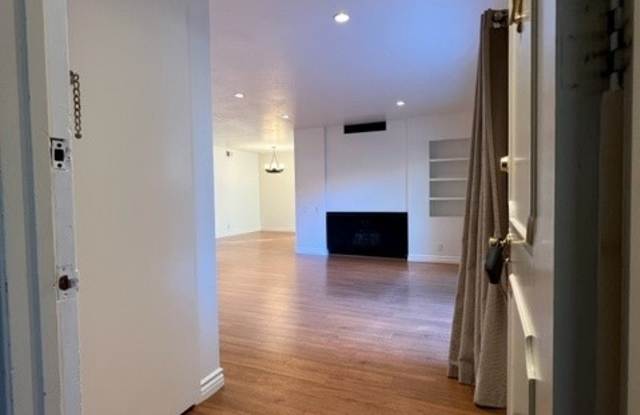31580 Agoura Rd photos photos