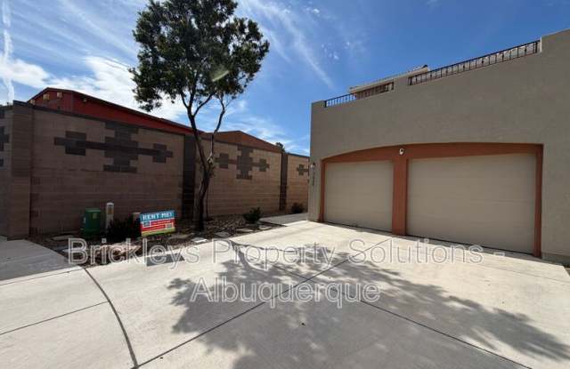 7420 Tangerine Court NE Gallery 3