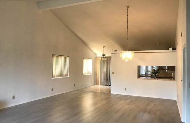 2841 Altura Avenue Gallery 4