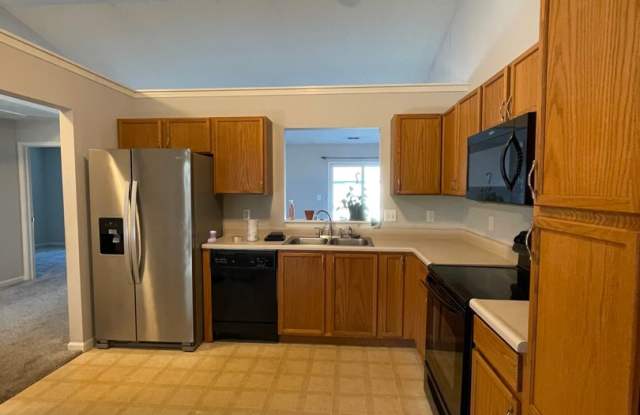 3 Bedroom Single Family Home Gallery 3