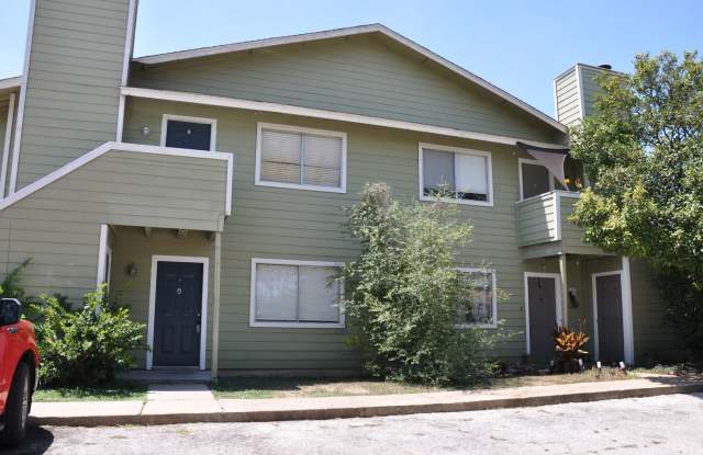 2 Bedroom 1 Bath Bottom Unit near Q2 Stadium photos photos 2 Bedroom 1 Bath Bottom Unit near Q2 Stadium photos photos