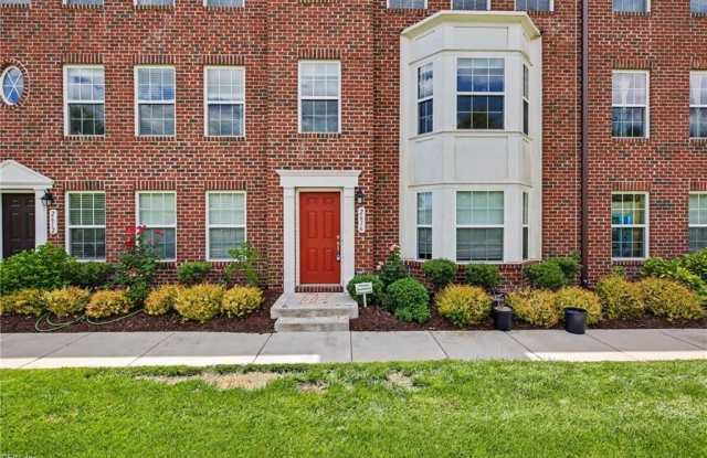 2616 Rochambeau Way photos photos