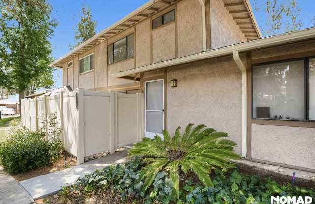 An Agoura Hills condo Gallery 3