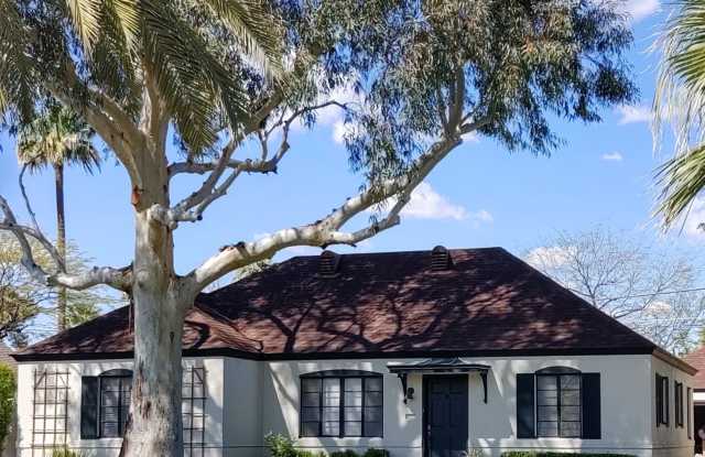 522 W CORONADO Road Gallery 2