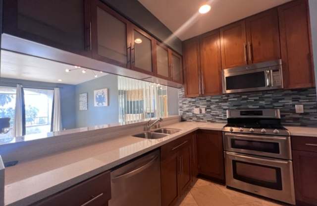 Beautiful two bedroom, two bath Condo In Long Beach photos photos