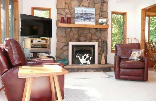 7 Laurel Drive North Gallery 3