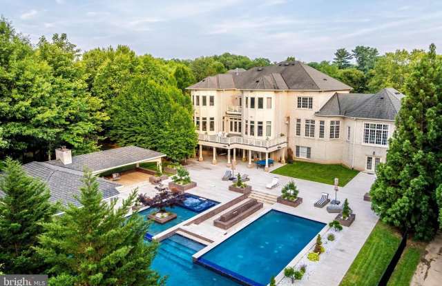 860 NICHOLAS RUN DR Gallery 4