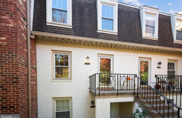 3291 SUTTON PL NW #A - 3291 Sutton Place Northwest, Washington, DC 20016 3291 SUTTON PL NW #A - 3291 Sutton Place Northwest, Washington, DC 20016
