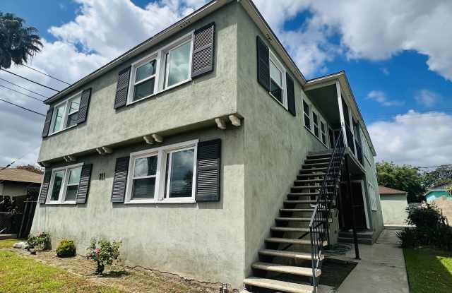 311 E Pomona Blvd photos photos