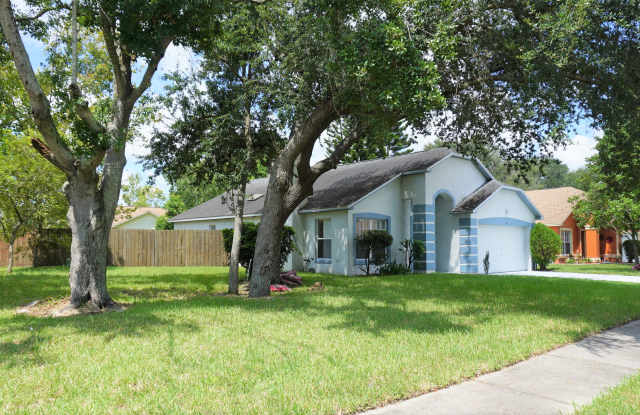 2904 Twin Oaks Dr - 2904 Twin Oaks Drive, Kissimmee, FL 34744