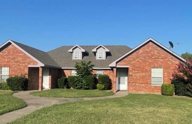 104 Lum Lane photos photos