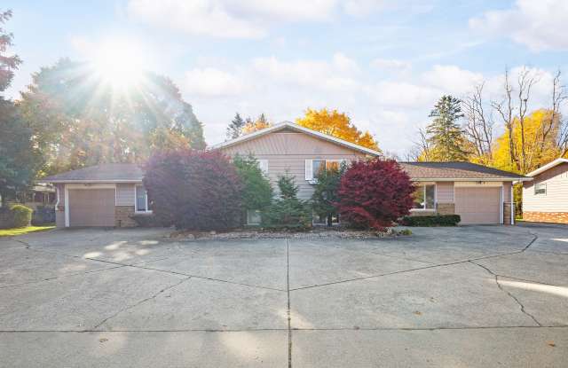 1332 W Glenlord Rd photos photos