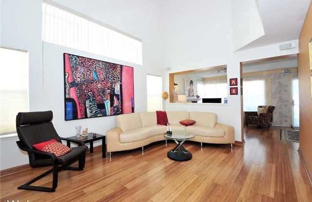 11008 Avenida Playa Veracruz Gallery 3