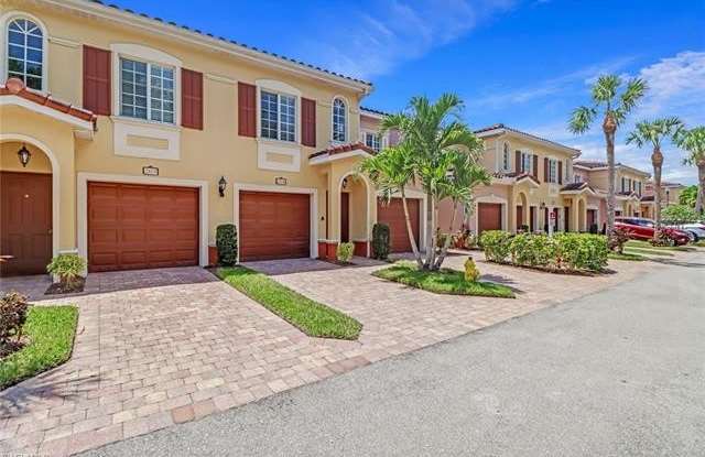 10025 Villagio Gardens LN - 10025 Villagio Gardens Lane, Estero, FL 33928
