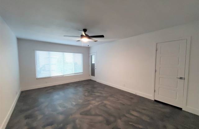 1538 West McDowell Road - 3 Gallery 4