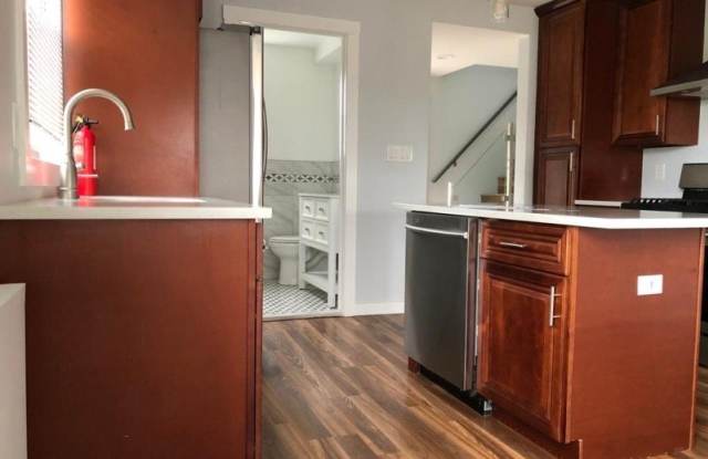 15 Gless Ave - 15 Gless Avenue, Essex County, NJ 07110