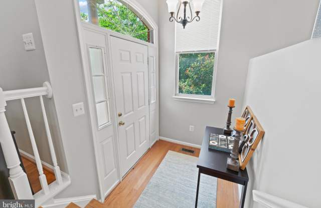 21157 MILLWOOD SQUARE Gallery 3