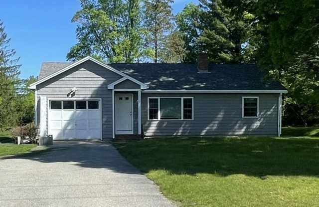Single-Family Home for Rent - Dover, NH photos photos