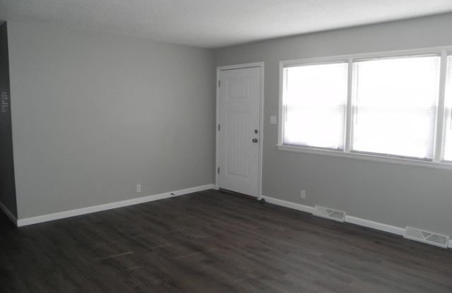 11604 East 6th Terrace Gallery 2