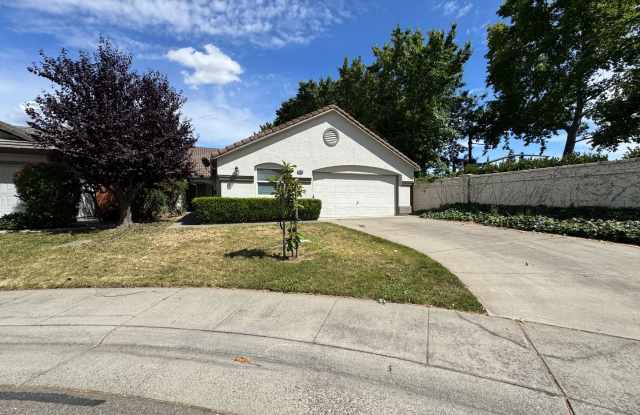 Beautiful Laguna West Home in Elk Grove, 3 Bedrooms, 2 Bathrooms, Quiet Cul-de-Sac photos photos