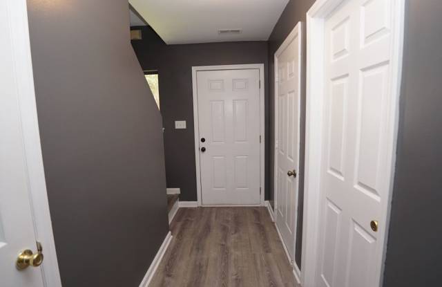 Two Bedroom Townhome in a great location. Gallery 3