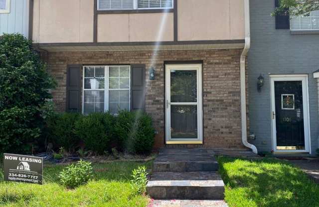 Town House in Auburn Available in June! photos photos