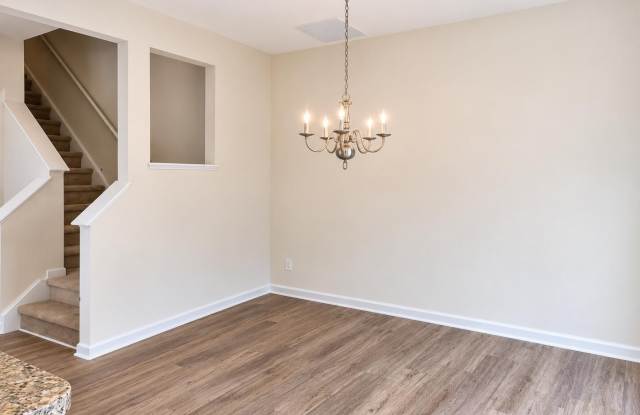 1223 Garden Stone Drive Gallery 2
