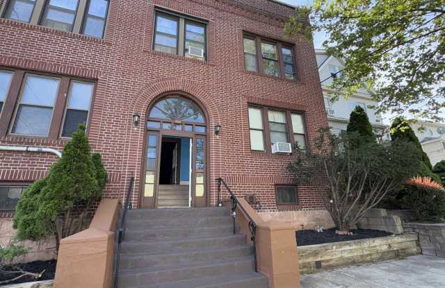 452 AVENUE E photos photos