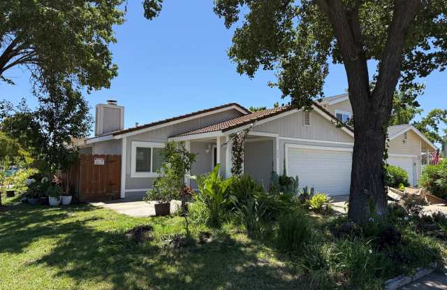 Two-bedroom single story in NW Modesto! photos photos