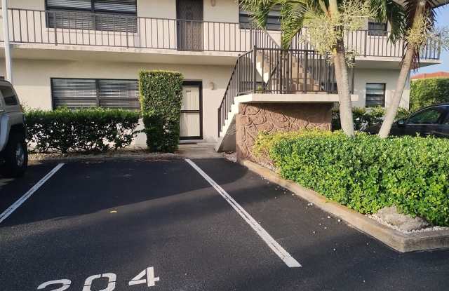 200 Saint Lucie Lane photos photos