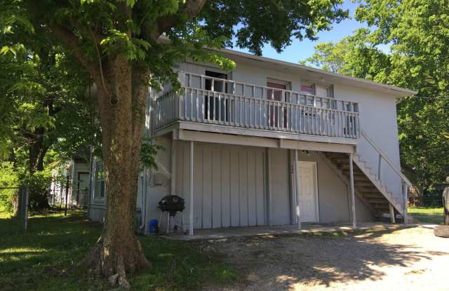 304 E. Park photos photos