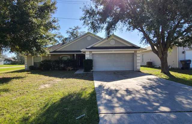 Single Family Home in Poinciana Village 7 photos photos