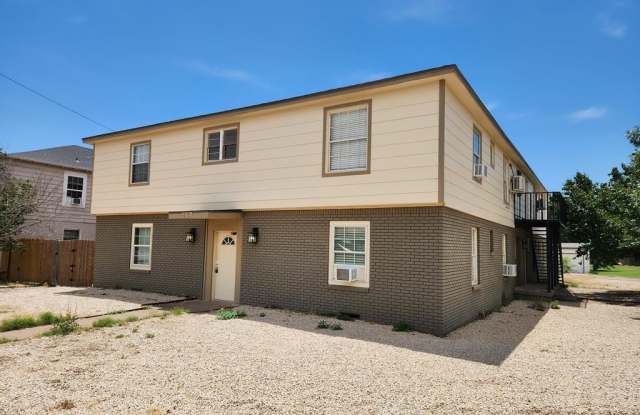 507 W Estes Ave photos photos