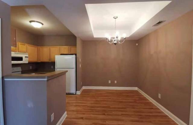 1936 Tara Court Gallery 3