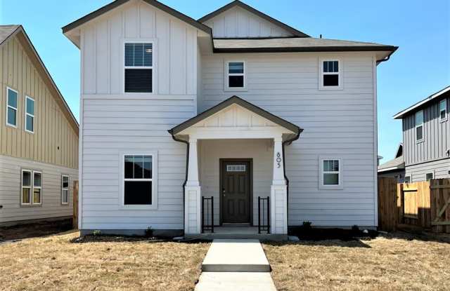 3/2.5 Home + Office near downtown Hutto photos photos