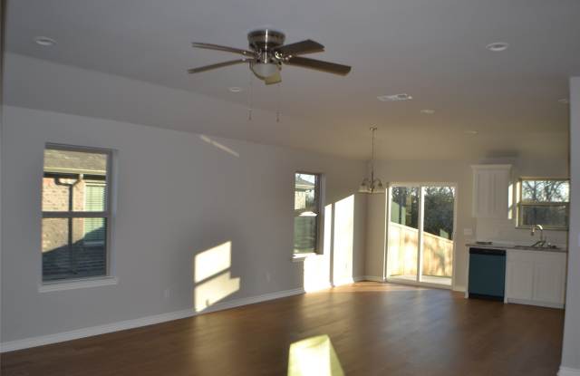 1101 Southridge Lane Gallery 2
