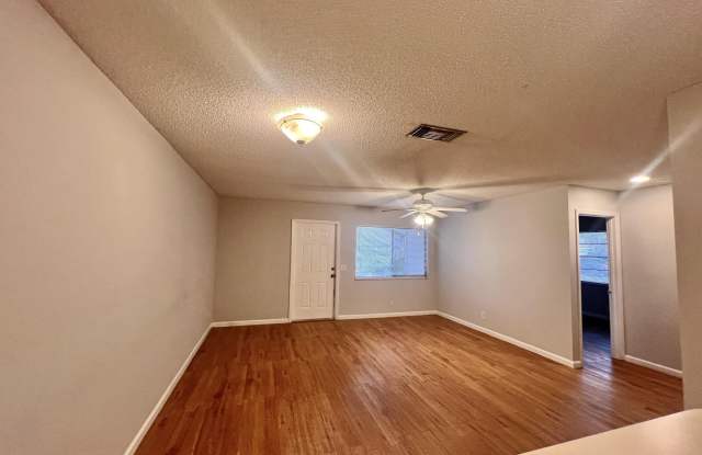 5330 Elmhurst Road photos photos