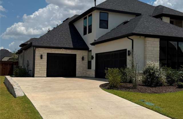 1560 Fairmont Drive Gallery 3