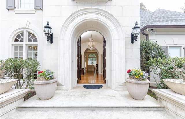 3233 Andrews Court NW Gallery 3
