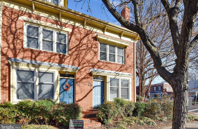 1401 ORONOCO STREET - 1401 Oronoco Street, Alexandria, VA 22314