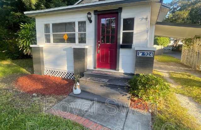 924 Vistabula St photos photos