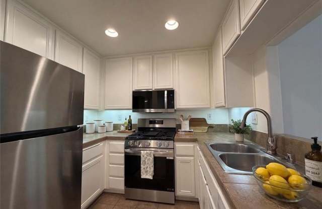 32 Tradewinds photos photos