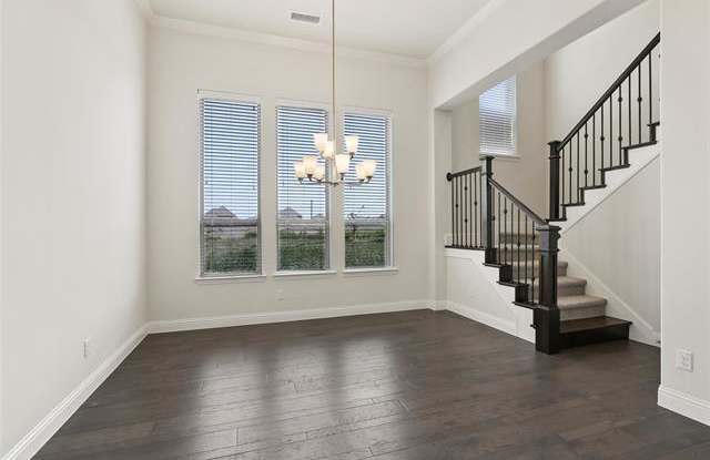 231 Lake Trail Lane Gallery 4