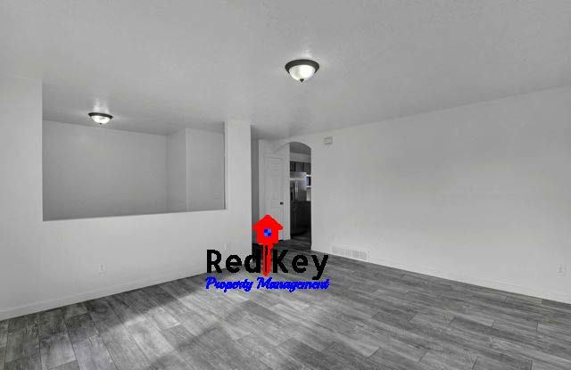 218 W 670 N Gallery 4