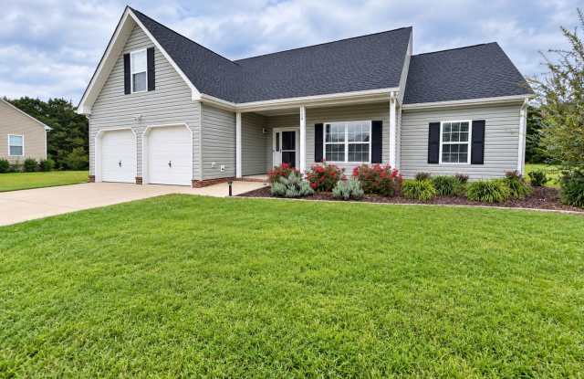 South Mills Rental Gallery 1