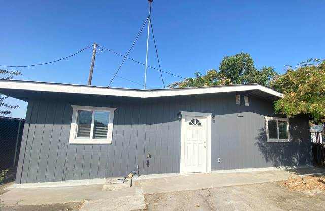 715 East River Avenue - B photos photos