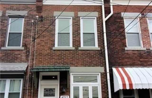 4212 Post St photos photos